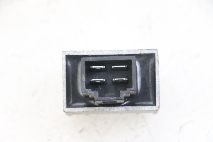 photo de REGULATEUR CHARGE YAMAHA NEO'S NEOS 2T EASY 50 (2013 - 2016) - Zoom état d’usage