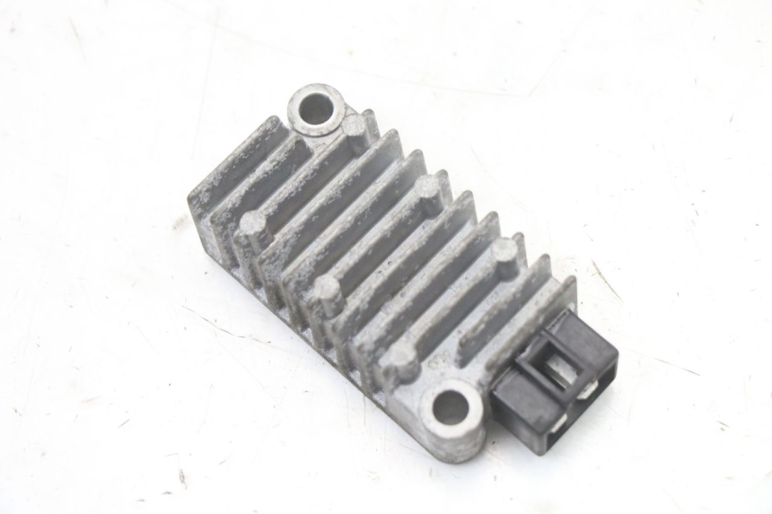 photo de REGULATEUR CHARGE YAMAHA NEOS NEO'S 4T 50 (2008 - 2016) - Vue principale