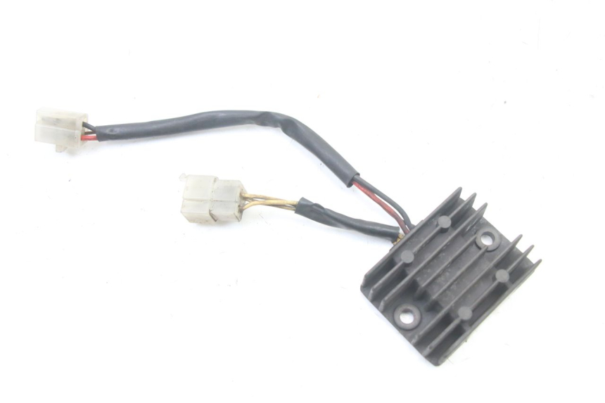 photo de REGULATEUR CHARGE YAMAHA SR 125 (1982 - 2003) - Vue principale