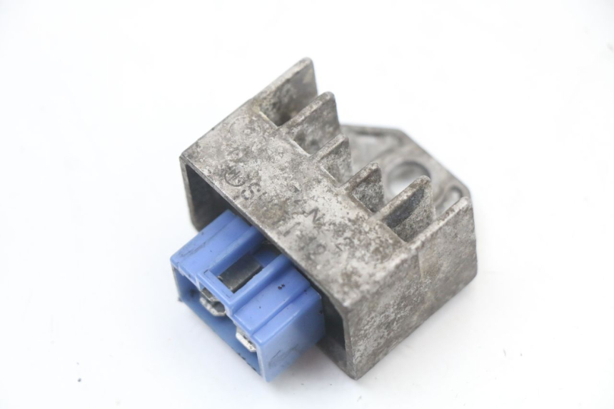 photo de REGULATEUR CHARGE YAMAHA YN NEO'S 50 (1997 - 2004) - Vue principale