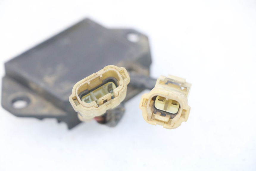 photo de REGULATEUR CHARGE YAMAHA YZ-F YZF 250 (2014 - 2018) - Zoom état d’usage