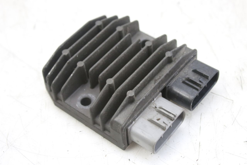 photo de REGULATEUR CHARGE YAMAHA YZF R1 1000 (2007 - 2008) - Vue principale