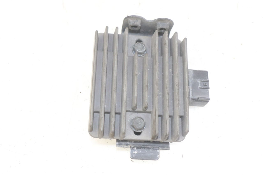 photo de REGULATEUR CHARGE KAWASAKI Z 750 (2007 - 2013) - Zoom état d’usage