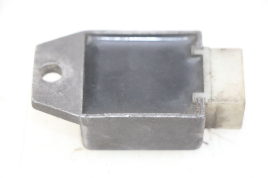 photo de REGULATEUR CHARGE PEUGEOT ZENITH 50 (1994 - 1999) - Zoom état d’usage