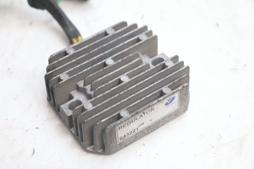 photo de REGULATEUR CHARGE PIAGGIO ZIP 4T 50 (2018 - 2020) - Détail de la pièce
