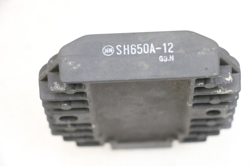 photo de REGULATEUR CHARGE KAWASAKI ZR 7 750 (1999 - 2004) - Zoom état d’usage