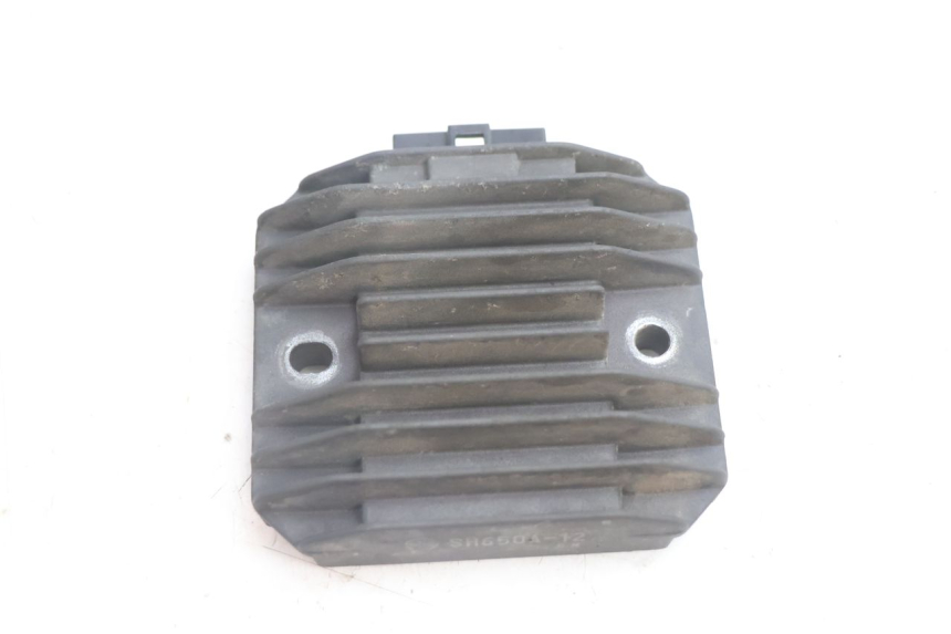 photo de RÉGULATEUR DE CHARGE KAWASAKI ZX-6R ZX6R 600 (1995 - 1997) - Détail de la pièce
