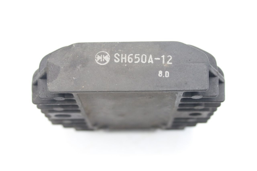 photo de REGULATEUR CHARGE KAWASAKI ZZR 600 (1995 - 2004) - Zoom état d’usage