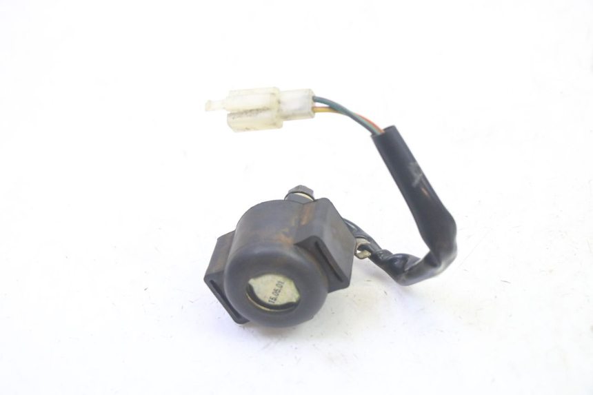 photo de RELAIS DEMARREUR QUADRO 4 4D 350 (2015 - 2018) - Zoom état d’usage