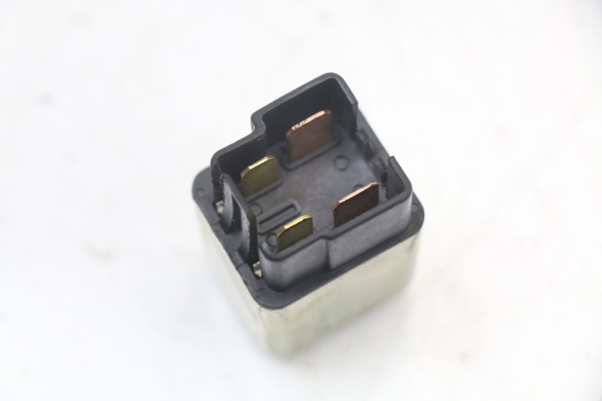 photo de RELAIS DEMARREUR KYMCO AGILITY 4T 50 (2005 - 2018) - Détail de la pièce