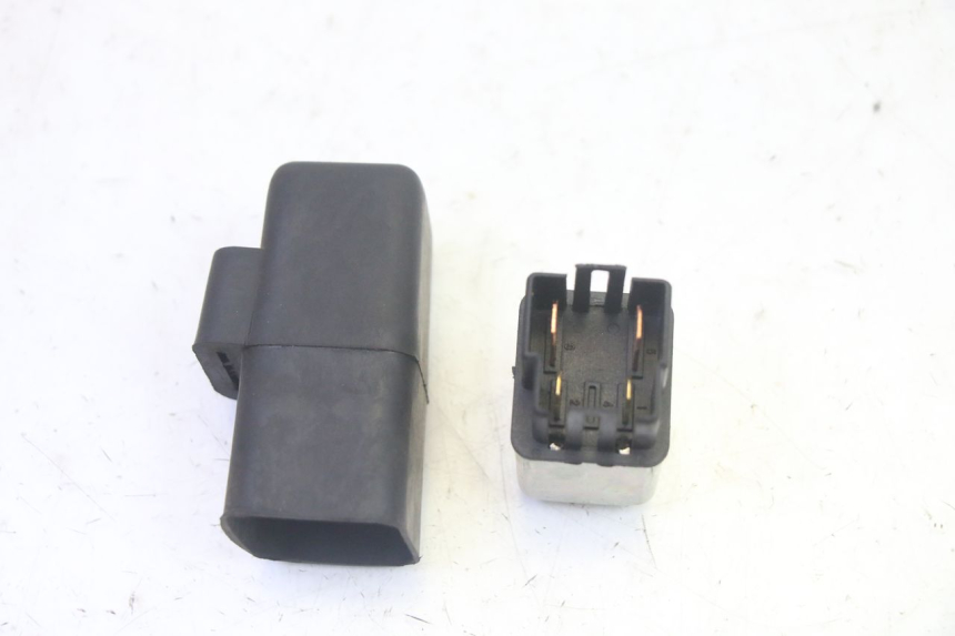 photo de RELAIS DEMARREUR KYMCO AGILITY 4T 50 (2018 - 2022) - Zoom état d’usage