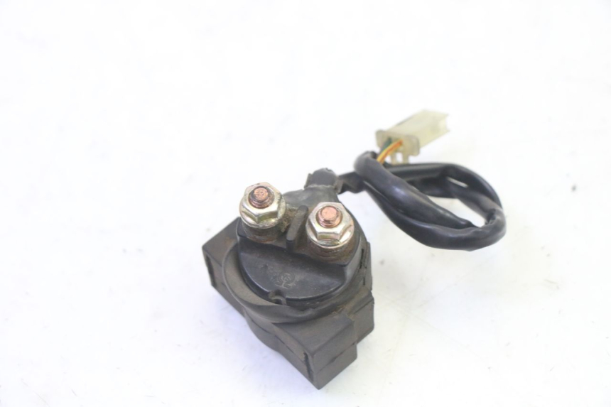 photo de Starter relay HYOSUNG GV AQUILA 125 (2000 - 2009) - Détail de la pièce