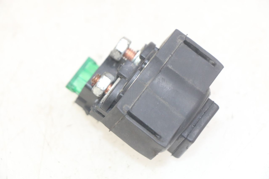 photo de RELAIS DEMARREUR HONDA CBR F SC25 1000 (1989 - 1992) - Zoom état d’usage
