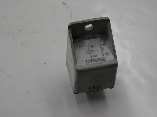 photo de RELAIS DEMARREUR DERBI GP MAX 250 (2006 - 2008) - Vue principale