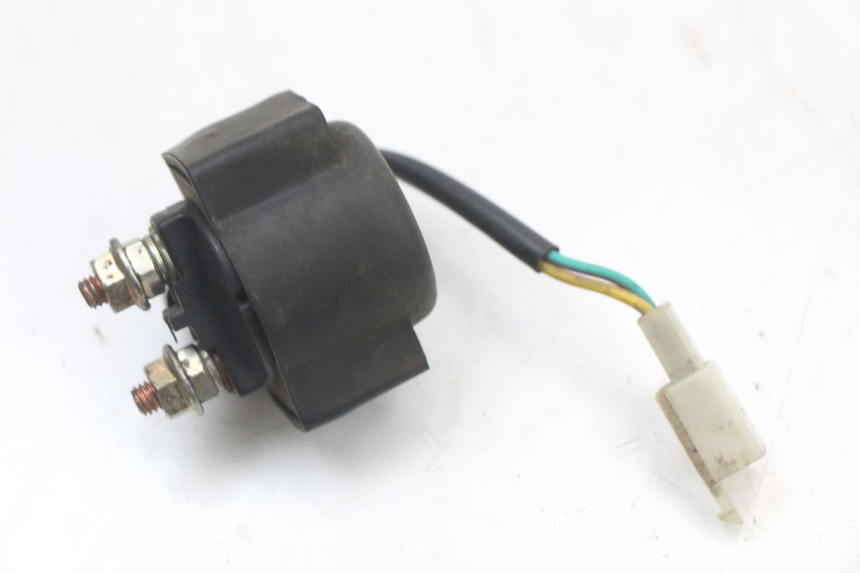 photo de RELAIS DEMARREUR SYM FIDDLE 3 III 50 (2014 - 2020) - Zoom état d’usage