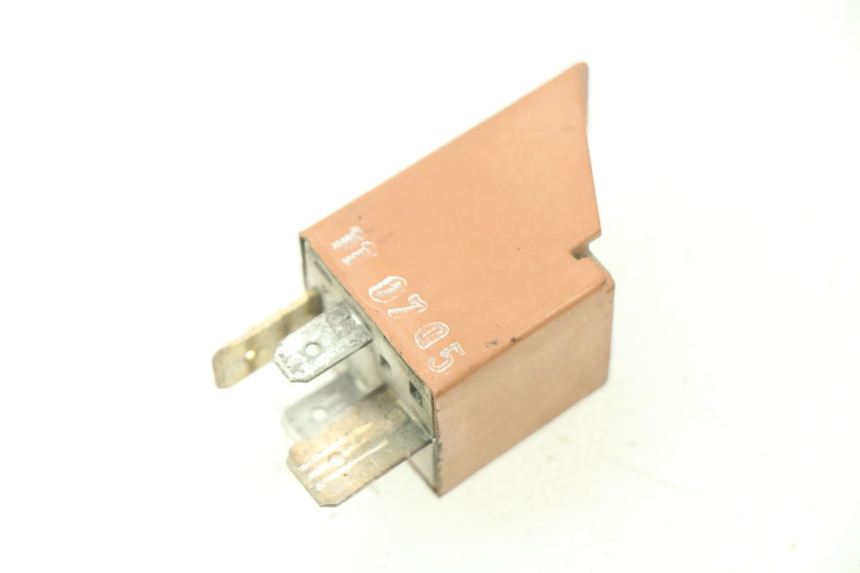 photo de RELAIS DEMARREUR PIAGGIO FLY 2T 50 (2004 - 2017) - Vue principale