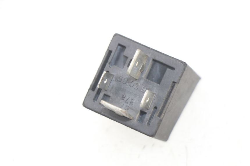 photo de RELAIS DEMARREUR PIAGGIO FLY 2T 50 (2004 - 2017) - Zoom état d’usage