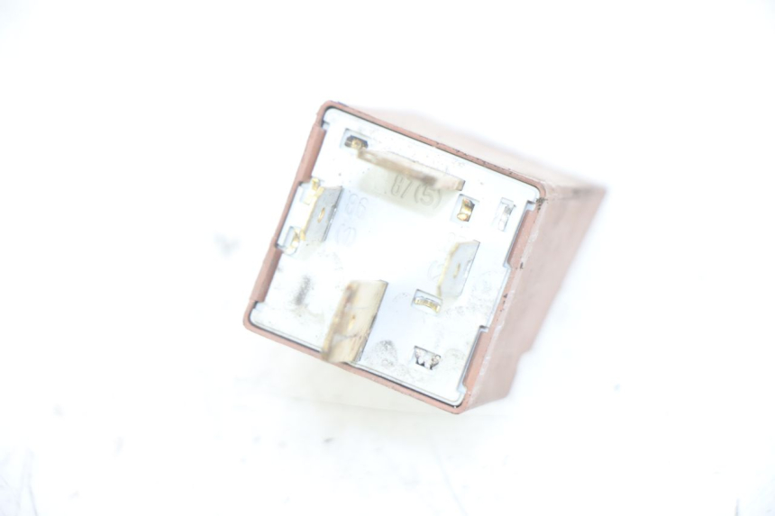 photo de RELAIS DEMARREUR PIAGGIO FLY 125 (2005 - 2012) - Zoom état d’usage