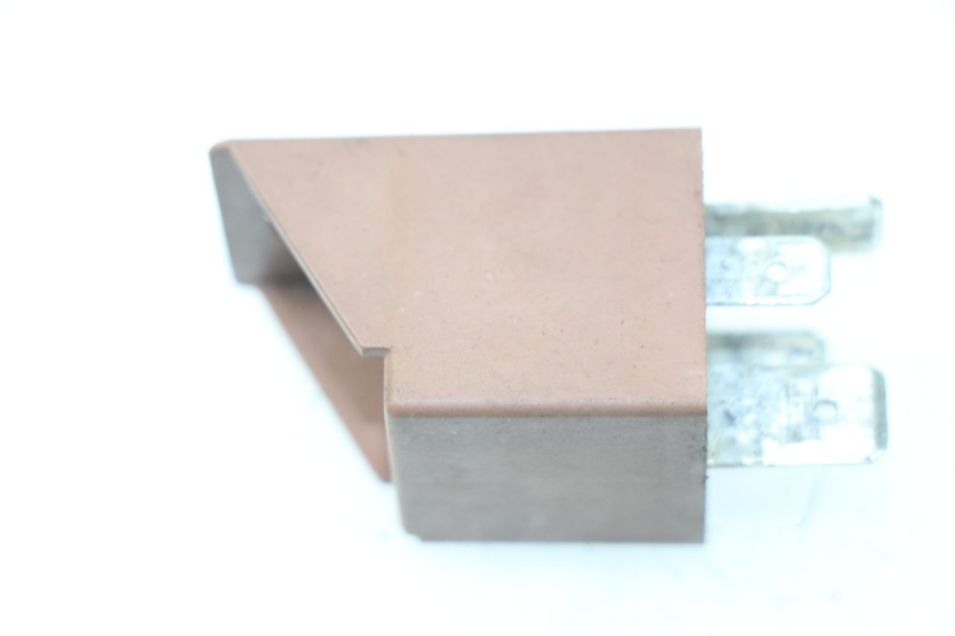 photo de RELAIS DEMARREUR PIAGGIO FLY IE 125 (2012 - 2017) - Vue principale