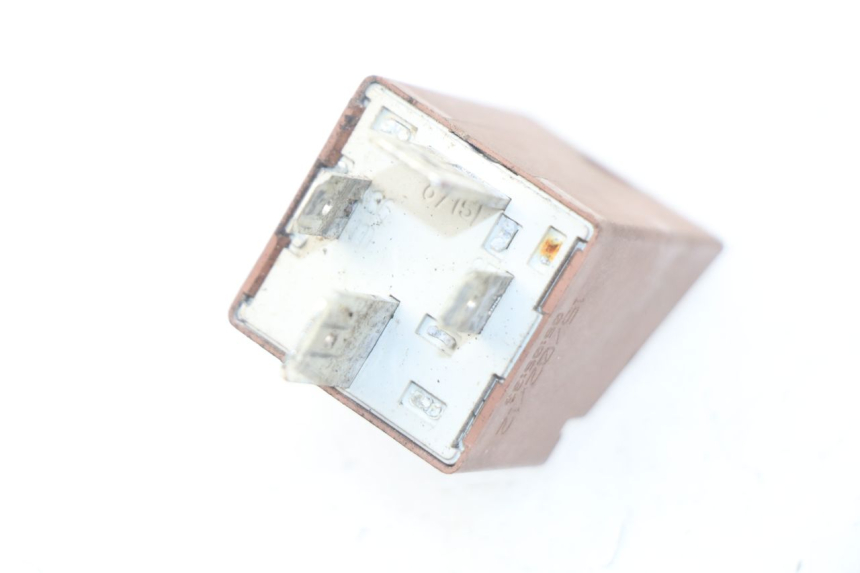 photo de RELAIS DEMARREUR PIAGGIO FLY IE 125 (2012 - 2017) - Détail de la pièce