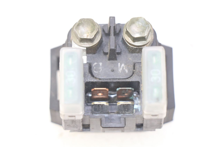 photo de RELAIS DEMARREUR YAMAHA FZS FAZER 600 (1998 - 2001) - Détail de la pièce