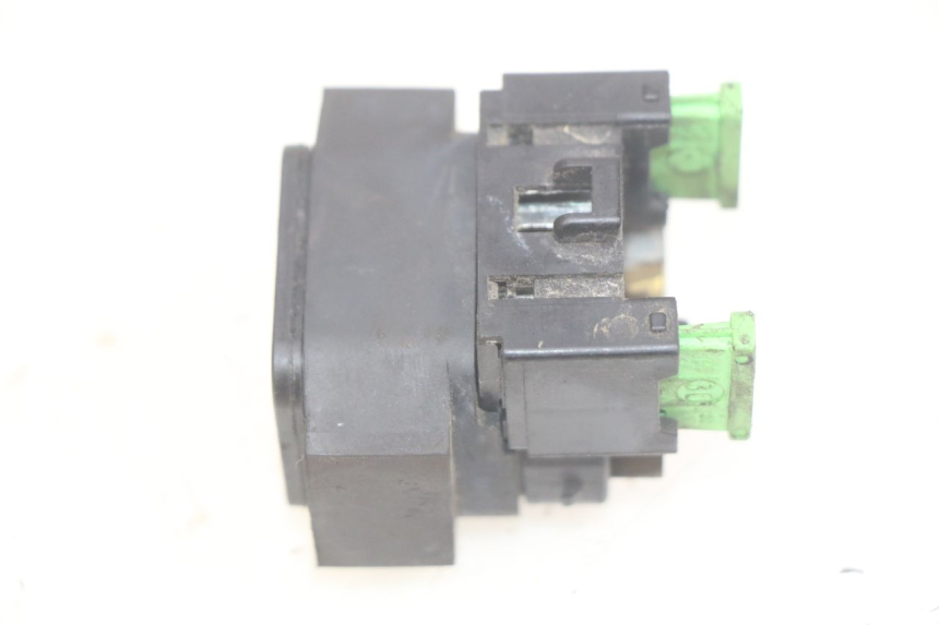 photo de RELAIS DEMARREUR YAMAHA FZS FAZER 600 (1998 - 2001) - Détail de la pièce