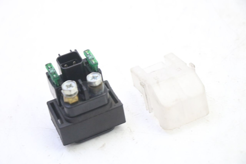 photo de RELAIS DEMARREUR SUZUKI GSR 750 (2011 - 2017) - Vue principale