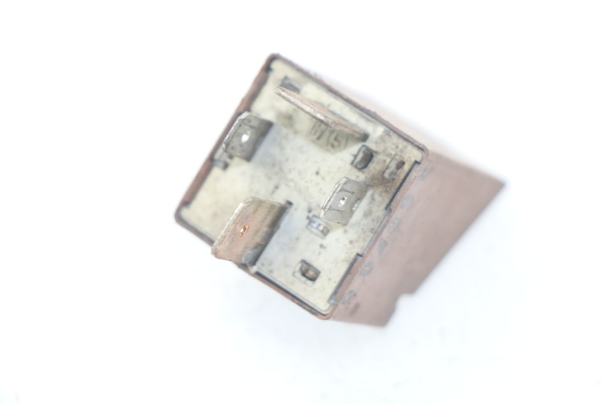 photo de RELAIS DEMARREUR PIAGGIO HEXAGON LX4 125 (1998 - 2001) - Autre angle de vue