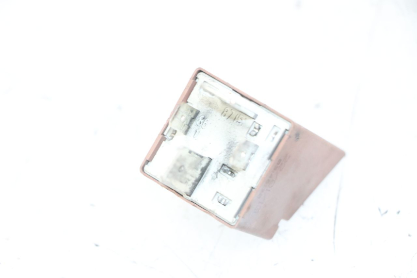 photo de RELAIS DEMARREUR PIAGGIO IE MP3 YOURBAN 300 (2011 - 2016) - Autre angle de vue