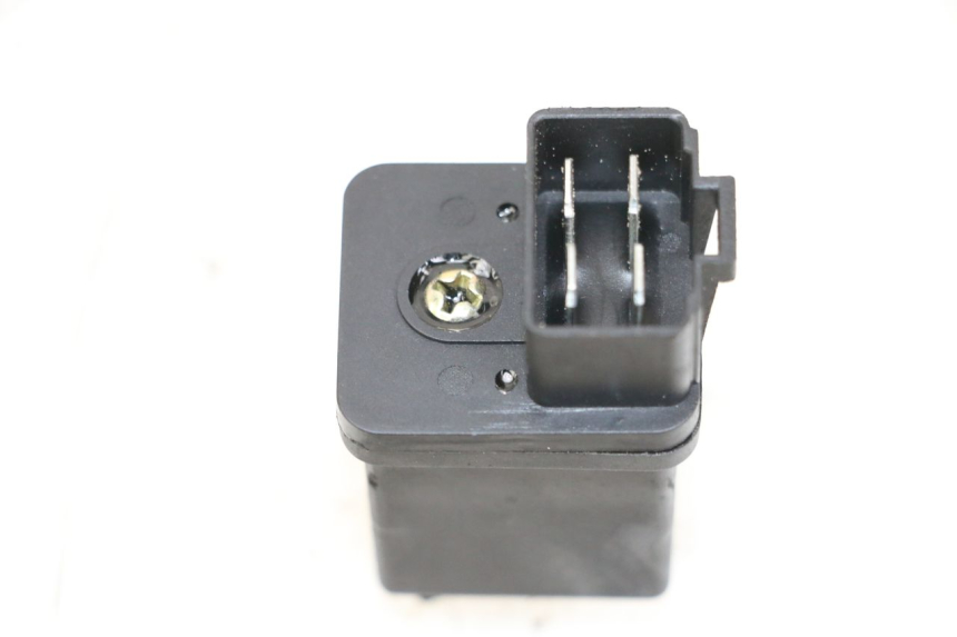 photo de RELAIS DEMARREUR PEUGEOT KISBEE 4T 50 (2018 - 2022) - Autre angle de vue