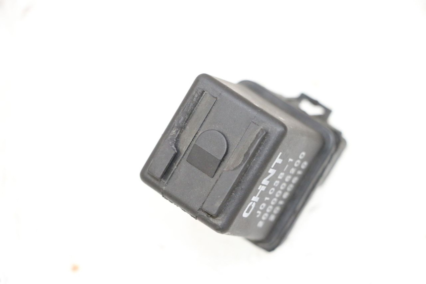 photo de RELAIS DEMARREUR PEUGEOT KISBEE 4T 50 (2010 - 2017) - Zoom état d’usage