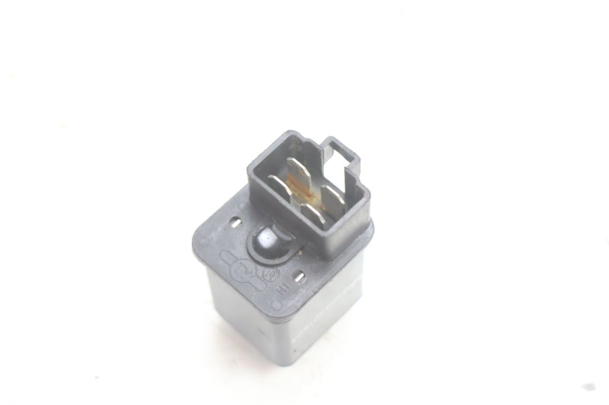photo de RELAIS DEMARREUR PEUGEOT KISBEE 4T 50 (2010 - 2017) - Zoom état d’usage