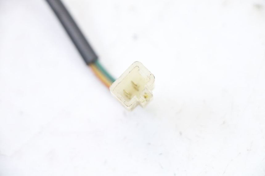 photo de RELAIS DEMARREUR KYMCO GRAND DINK 125 (2008 - 2014) - Points de fixation