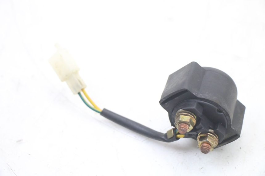 photo de RELAIS DEMARREUR KYMCO PEOPLE S 125 (2000 - 2008) - Zoom état d’usage