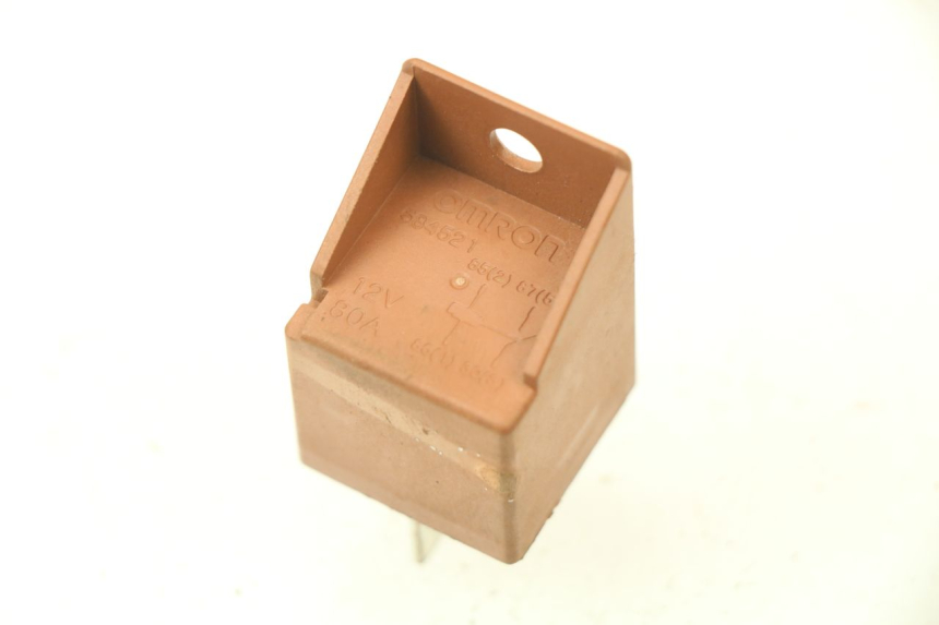 photo de RELAIS DEMARREUR PIAGGIO LIBERTY 4T 50 (2009 - 2015) - Détail de la pièce