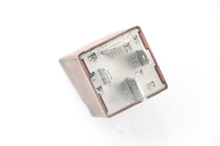 photo de RELAIS DEMARREUR PIAGGIO MP3 125 (2006 - 2014) - Détail de la pièce