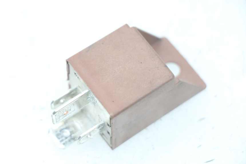 photo de RELAIS DEMARREUR PIAGGIO MP3 125 (2006 - 2014) - Détail de la pièce