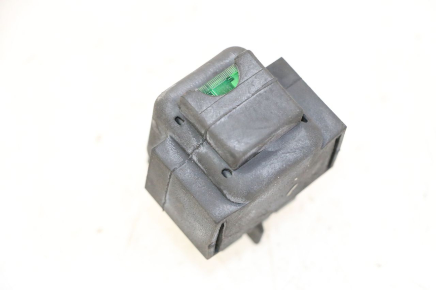 photo de RELAIS DEMARREUR PIAGGIO MP3 500 (2014 - 2017) - Gros plan technique