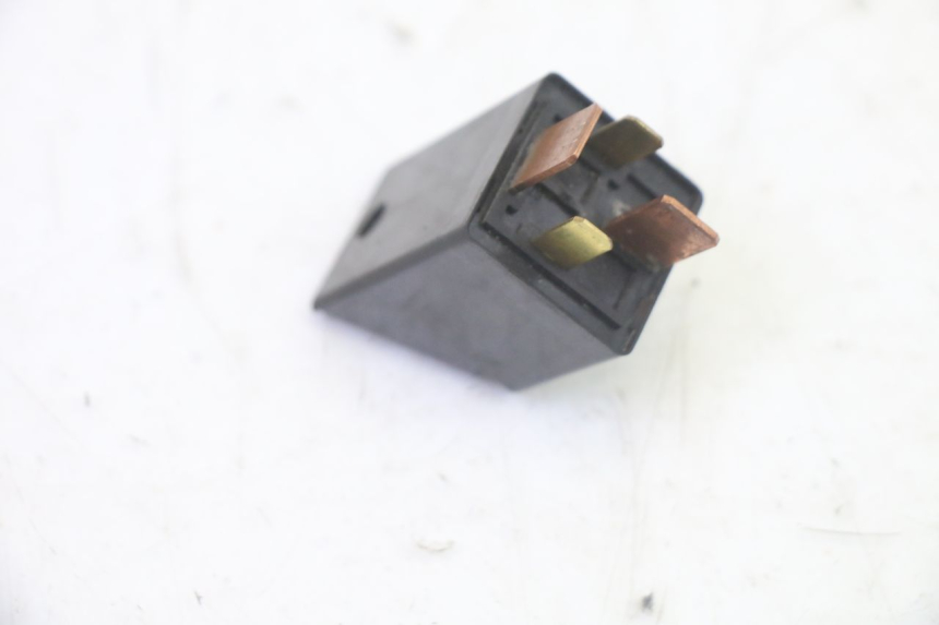 photo de RELAIS DEMARREUR PIAGGIO NEW TYPHOON 50 (2010 - 2017) - Autre angle de vue