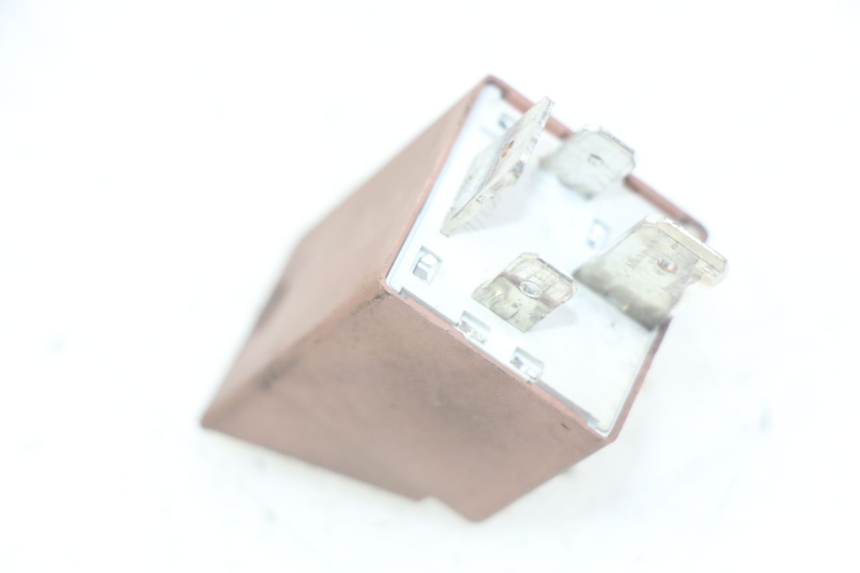 photo de RELAIS DEMARREUR GILERA NEXUS 125 (2007 - 2009) - Détail de la pièce