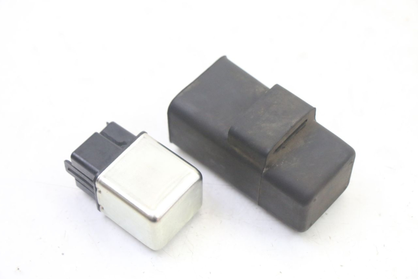 photo de RELAIS DEMARREUR MBK OVETTO 4T 50 (2008 - 2016) - Autre angle de vue