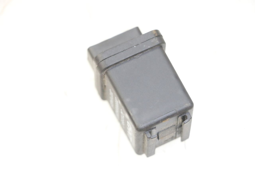 photo de RELAIS DEMARREUR PEUGEOT KISBEE 4T 50 (2018 - 2022) - Détail de la pièce