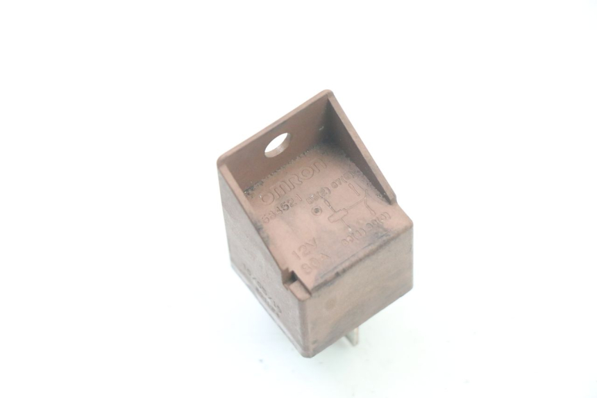 photo de RELAIS DEMARREUR PIAGGIO VESPA GRANTURISMO 125 (2003 - 2007) - Zoom état d’usage