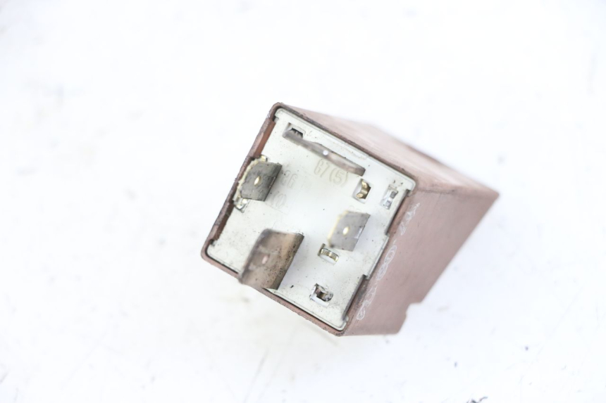 photo de RELAIS DEMARREUR PIAGGIO VESPA GRANTURISMO 200 (2004 - 2005) - Détail de la pièce