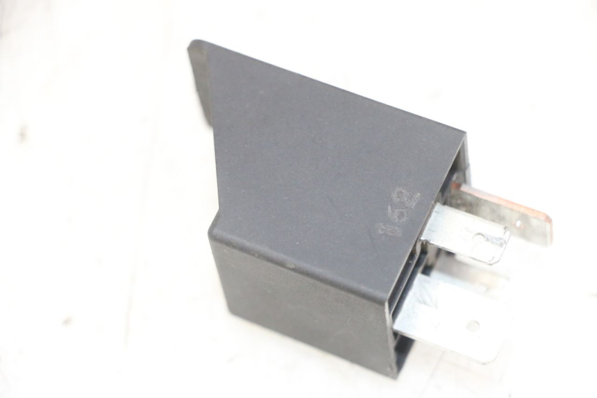 photo de RELAIS DEMARREUR PEUGEOT SATELIS 125 (2013 - 2018) - Vue principale