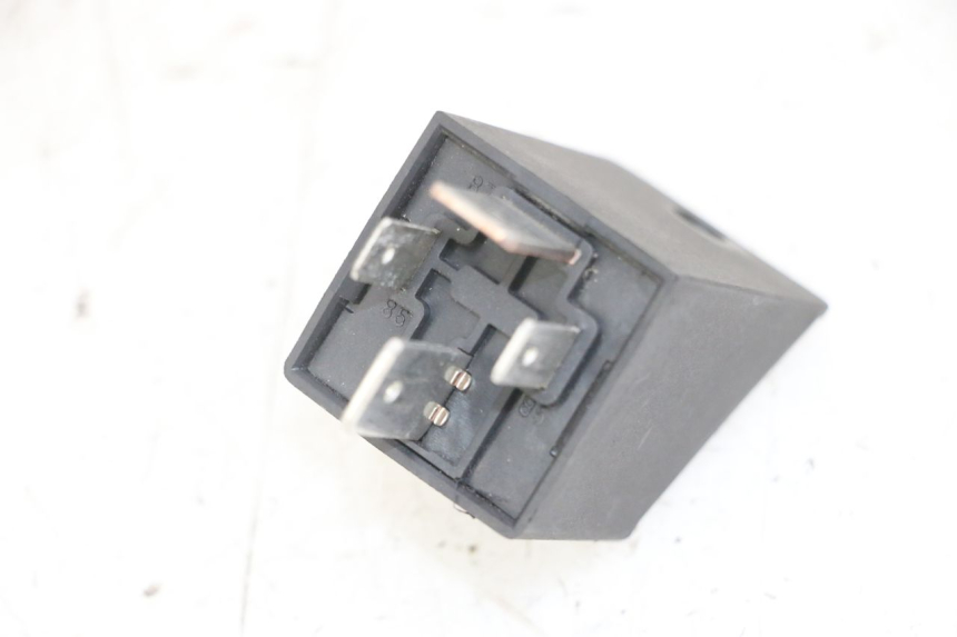 photo de RELAIS DEMARREUR PEUGEOT SATELIS 125 (2013 - 2018) - Détail de la pièce