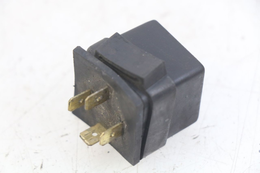 photo de RELAIS DEMARREUR MBK STUNT NAKED 50 (2004 - 2018) - Détail de la pièce