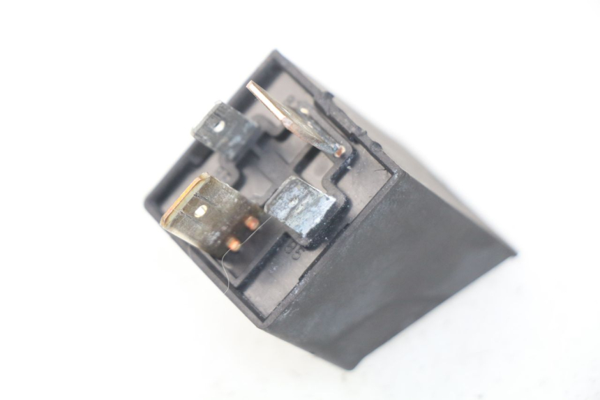 photo de RELAIS DEMARREUR PIAGGIO VESPA LX IE 125 (2010 - 2012) - Zoom état d’usage