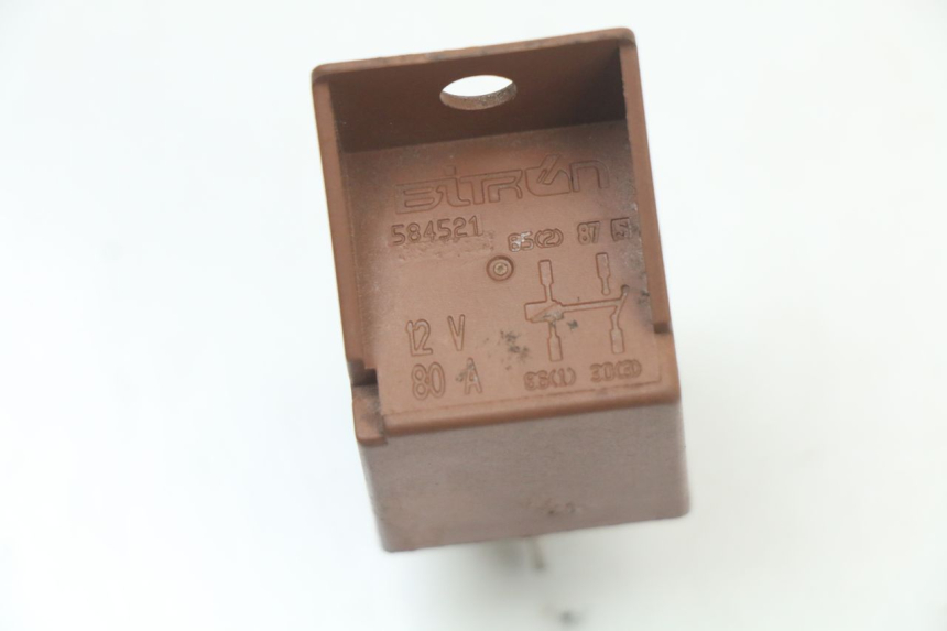 photo de RELAIS DEMARREUR PIAGGIO VESPA LX 125 (2005 - 2010) - Détail de la pièce