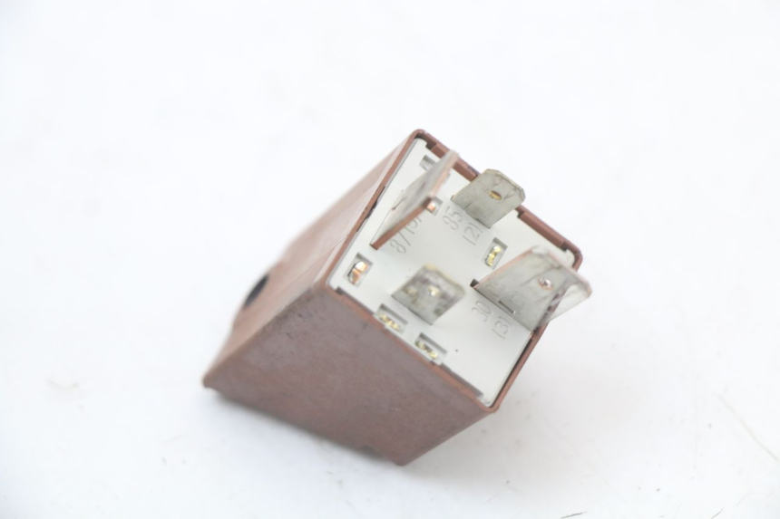 photo de RELAIS DEMARREUR PIAGGIO VESPA PRIMAVERA 4T 50 (2021 - 2024) - Zoom état d’usage